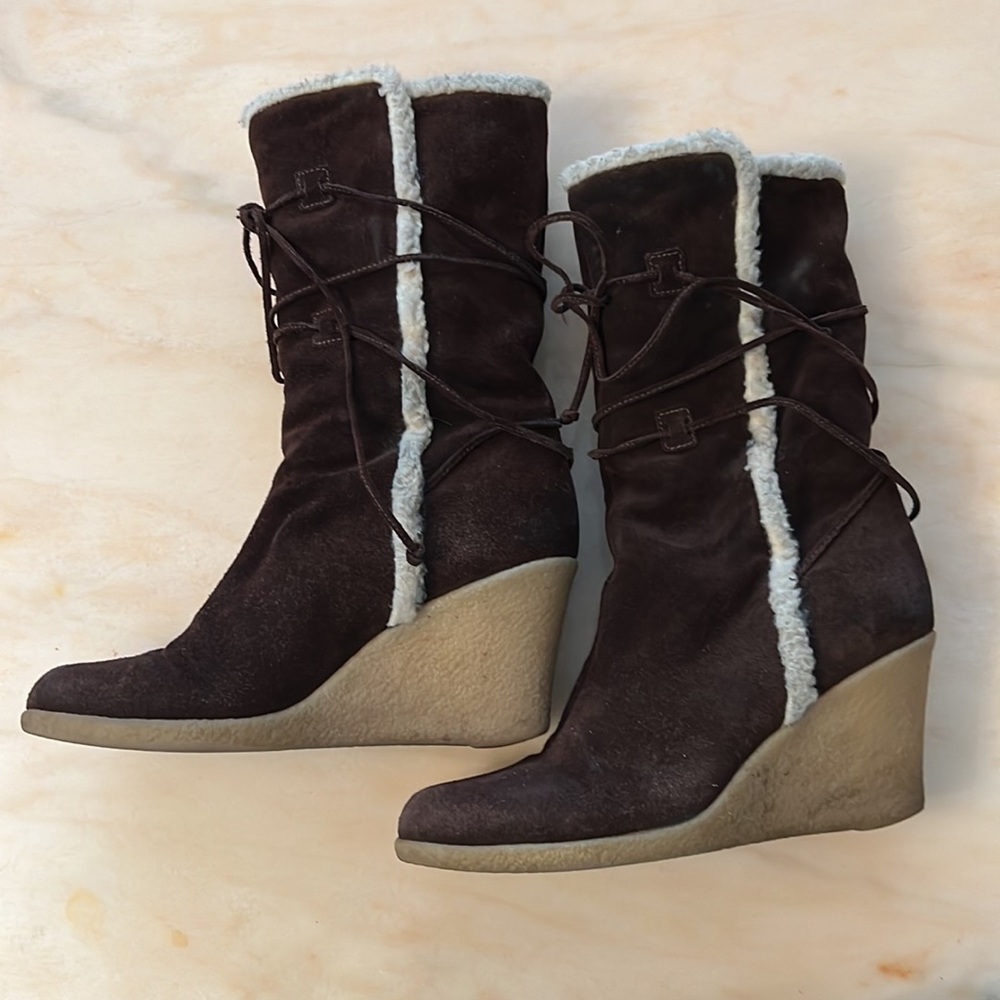 Bundle of two pair of boots - Picture 3 of 7